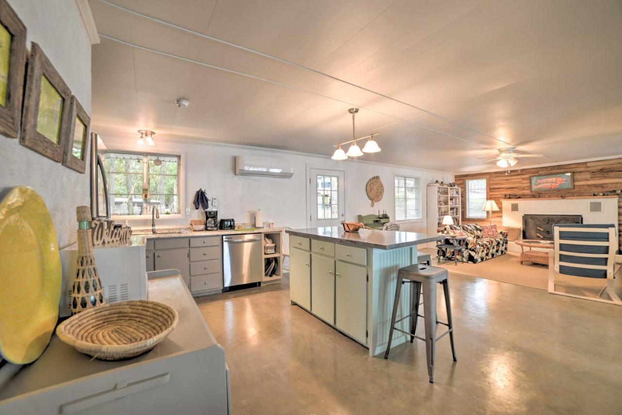 Kentucky Lake Cabin With Private Dock And Fire Pit New Concord 외부 사진